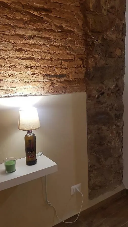 Holiday House da Carlo Catania Italia